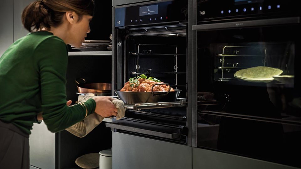 NEFF oven en combi-magnetron