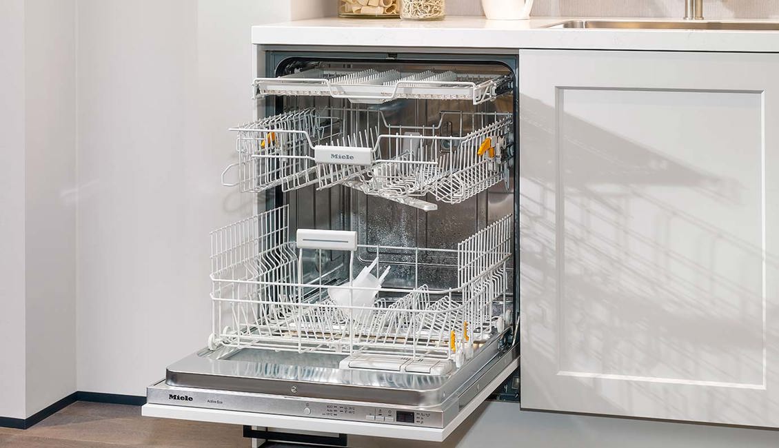 Witte Siematic keuken, vaatwasser