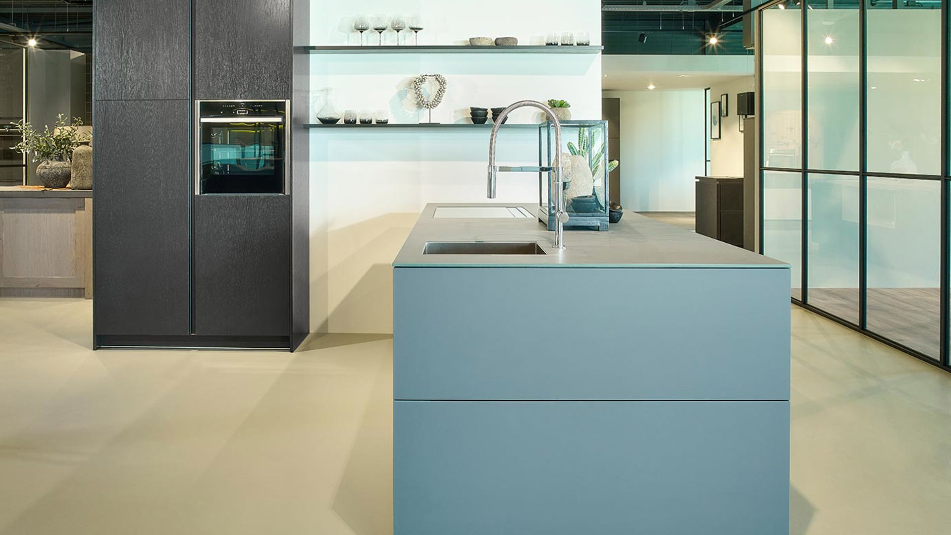 Moderne groene keuken greeploos