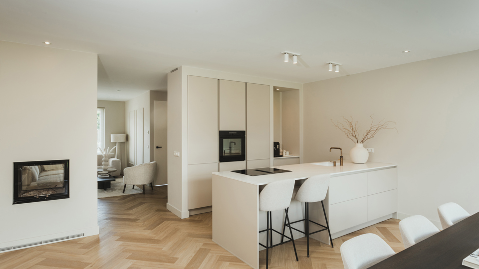 Beige moderne keuken